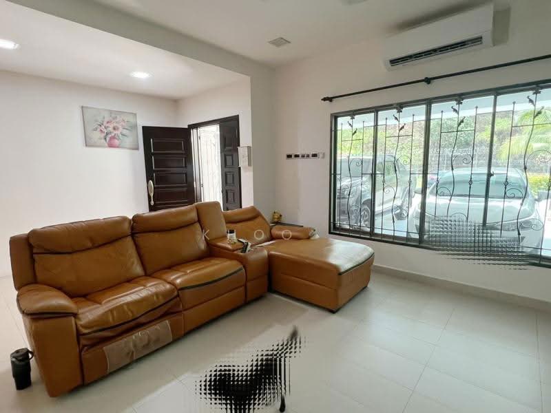Rumah Kluster untuk Dijual di Taman Adda Heights (Tebrau) - Khoo . - Living Room - PropertyGuru.com.my