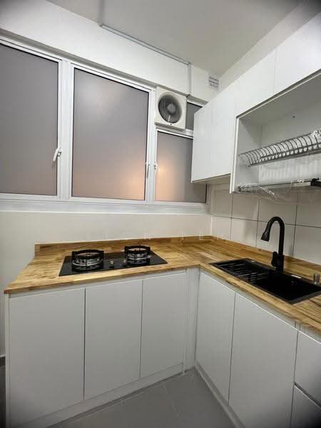 Kediaman Servis untuk Dijual di Tuan 2egacy - Leon Teh - Kitchen - PropertyGuru.com.my
