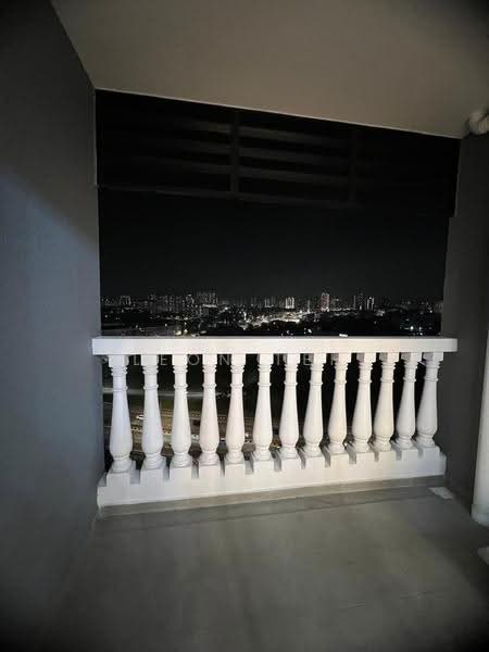 Kediaman Servis untuk Dijual di Tuan 2egacy - Leon Teh - Balcony - PropertyGuru.com.my