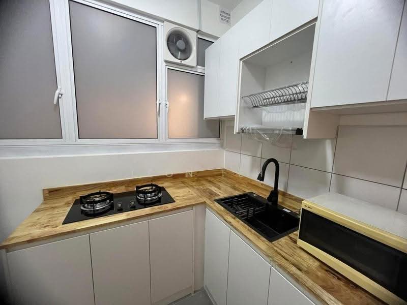 Kediaman Servis untuk Dijual di Tuan 2egacy - Leon Teh - Kitchen - PropertyGuru.com.my