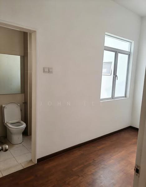 Semi-Detached House for Sale in Kota Emerald (Rawang) - John Tee - Bathroom - PropertyGuru.com.my