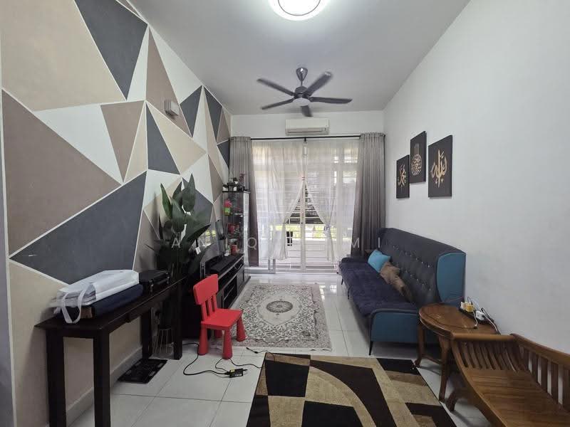 Pangsapuri untuk Dijual di Casa Dahlia - Aniq Azmi - Living Room - PropertyGuru.com.my
