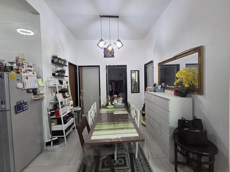 Pangsapuri untuk Dijual di Casa Dahlia - Aniq Azmi - Dining Room - PropertyGuru.com.my