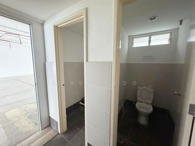 Shop / Office for Rent in Bayan Baru (Penang) - Jordan Foo - Bathroom - PropertyGuru.com.my