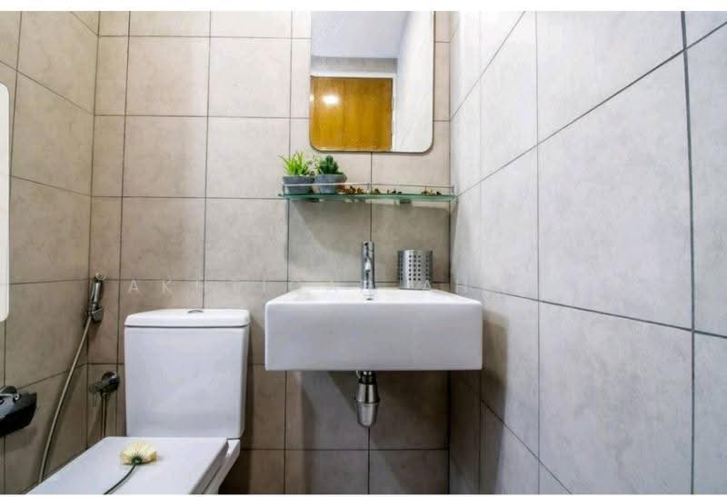 Service Residence for Rent at Setia SKY Residences - Akhtiqah Ahmad - Bathroom - PropertyGuru.com.my