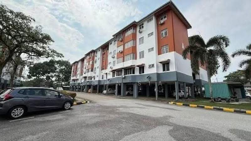 Pangsapuri untuk Dijual di Sri Putra Apartment - John Sia - Exterior - PropertyGuru.com.my