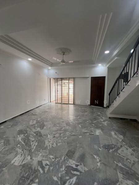 Terraced House for Rent in Taman Sri Aman (Cheras) - Chloe Wong - Living Room - PropertyGuru.com.my