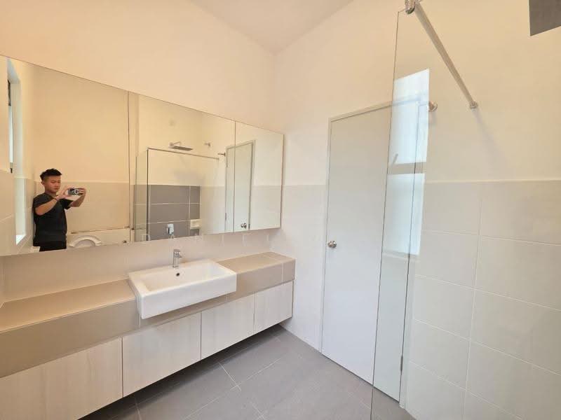2-storey Terraced House for Sale in Iskandar Puteri (Nusajaya) (Johor) - Daniel Yong - Bathroom - PropertyGuru.com.my