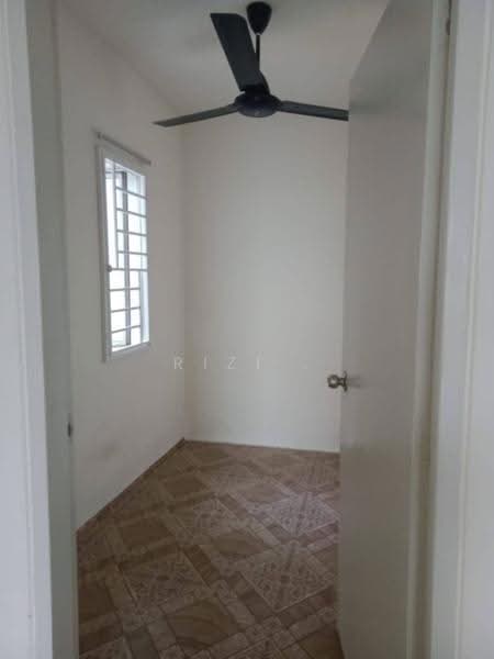 Pangsapuri untuk Disewa di D'Kristal - RIZ1 . - Interior - PropertyGuru.com.my