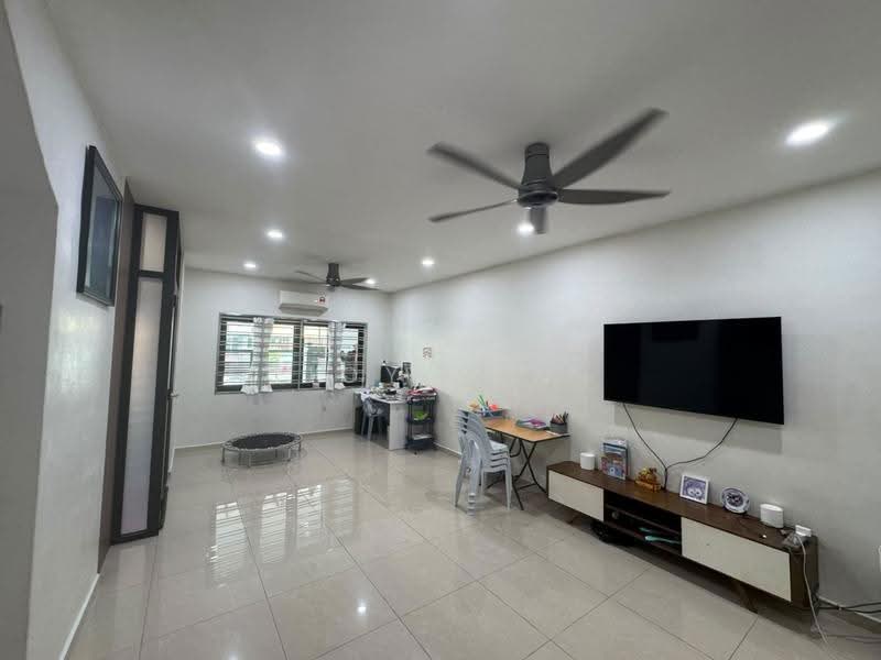 2-storey Terraced House for Sale in Taman Nusa Bestari 2 (Iskandar Puteri (Nusajaya)) - Joy Min - Living Room - PropertyGuru.com.my