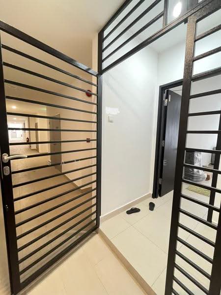 Service Residence for Rent at Pandan Heights (Residensi Pandan 3) - Samuel Lee - Entrance - PropertyGuru.com.my