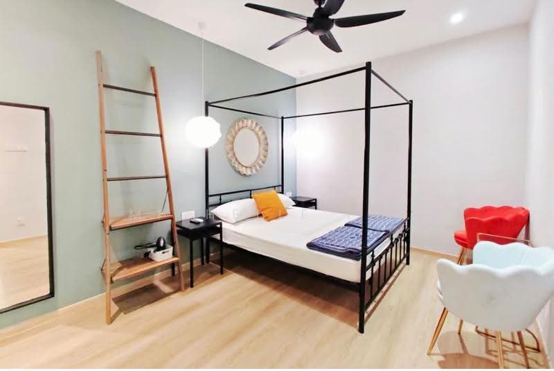 3-storey Terraced House for Rent in Batu Ferringhi (Penang) - Michelle Tan - PropertyGuru.com.my