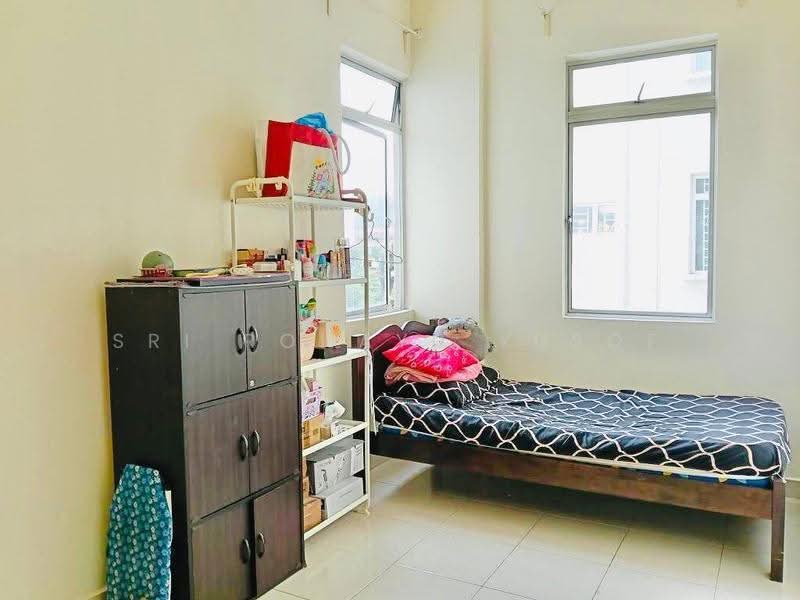 Apartment for Sale at Residensi Warnasari 2 - Sri Rohayu Yusof - Bedroom - PropertyGuru.com.my