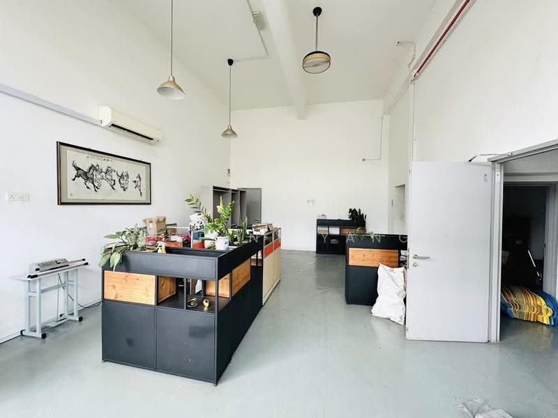 Factory for Sale in Taman Industri Integrasi Rawang (Rawang) - Tiffany Yang - Receiption - PropertyGuru.com.my