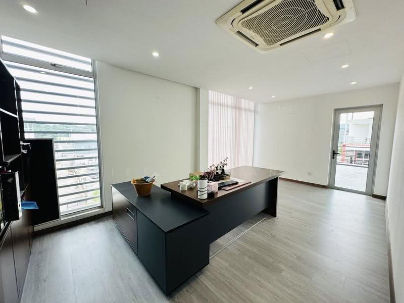 Factory for Sale in Taman Industri Integrasi Rawang (Rawang) - Tiffany Yang - Office - PropertyGuru.com.my