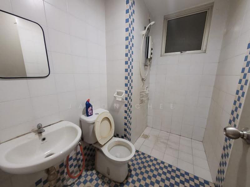 Condominium for Rent at Perdana Emerald - Jason Chee - Bathroom - PropertyGuru.com.my