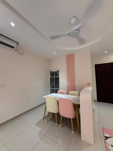 Service Residence for Rent at Veranda Residence - SJ CHAN - Dining Room - PropertyGuru.com.my