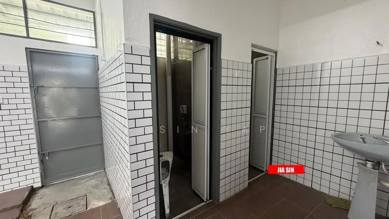 Shop for Sale in Butterworth (Penang) - Jiasin Yap - Bathroom - PropertyGuru.com.my