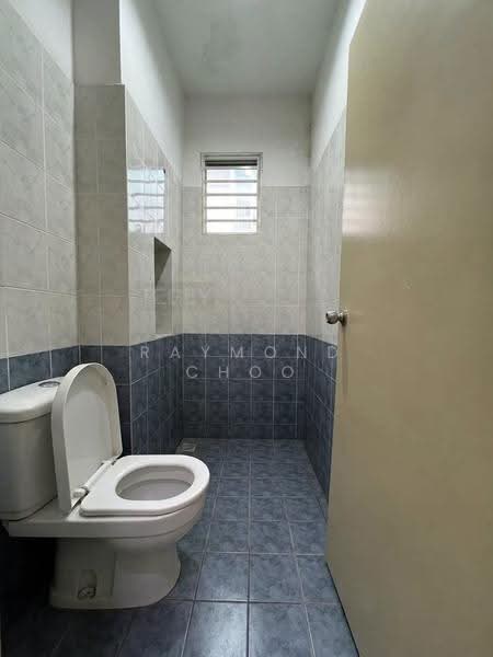 Semi-Detached House for Sale in Taman Aman Perdana (Kapar) - Raymond Choo - PropertyGuru.com.my