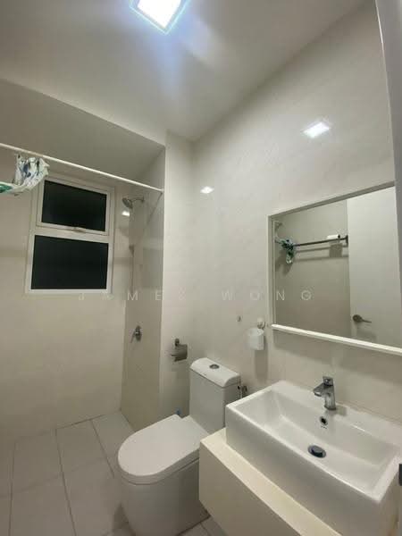 Kediaman Servis untuk Dijual di Eco Sky - James Wong - Bathroom - PropertyGuru.com.my