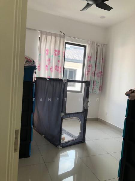 Rumah Teres 2-Tingkat untuk Disewa di Telok Panglima Garang (Selangor) - Janet Hng - Bedroom - PropertyGuru.com.my