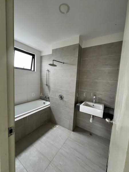 3-storey Terraced House for Sale in Kajang (Selangor) - David Lee - Bathroom - PropertyGuru.com.my