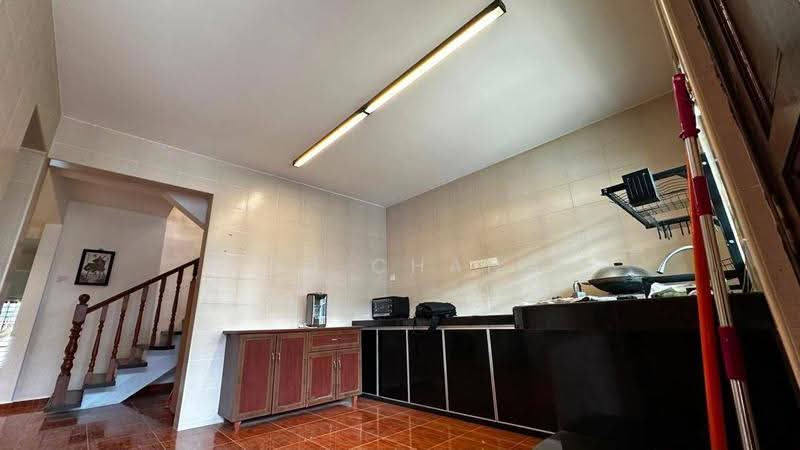 Rumah Teres 2-Tingkat untuk Disewa di Taman Pelangi (Johor Bahru) - SJ CHAN - Kitchen - PropertyGuru.com.my