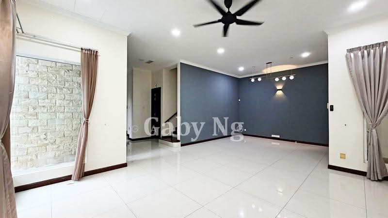 Semi-Detached House for Sale in Beverly Heights (Ampang) - Gaby Ng - Living Room - PropertyGuru.com.my