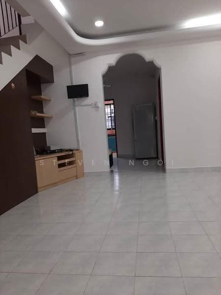 2-storey Terraced House for Sale in Taman Setia Indah (Tebrau) - Steven Ngoi - Living Room - PropertyGuru.com.my