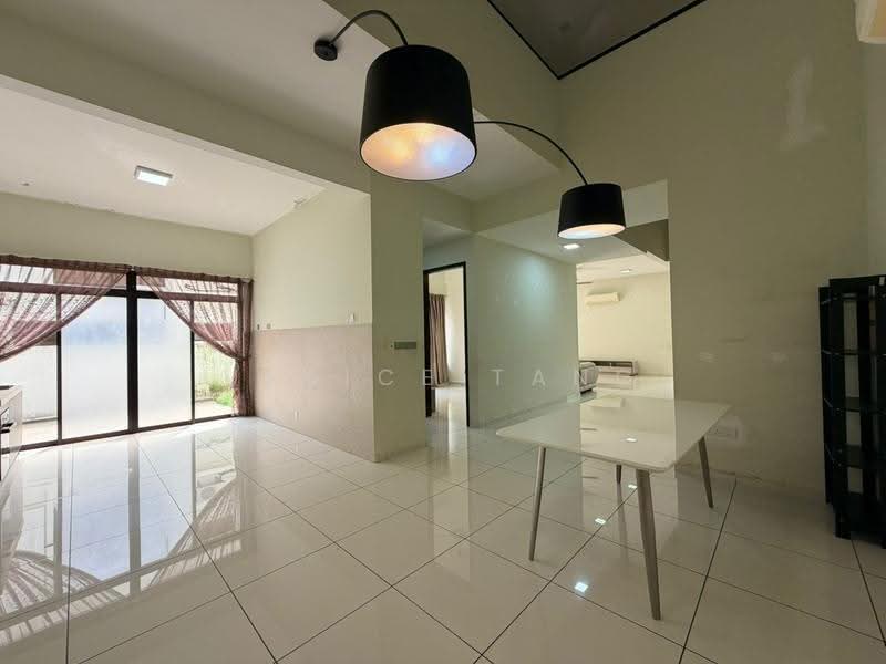 Cluster House for Sale in Horizon Hills (Iskandar Puteri (Nusajaya)) - Venice Tang - Living Room - PropertyGuru.com.my