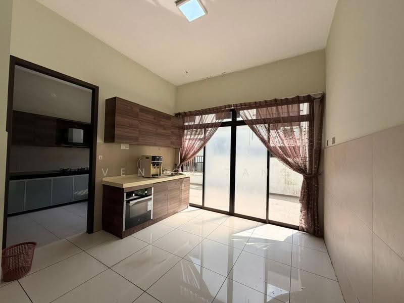 Cluster House for Sale in Horizon Hills (Iskandar Puteri (Nusajaya)) - Venice Tang - Kitchen - PropertyGuru.com.my