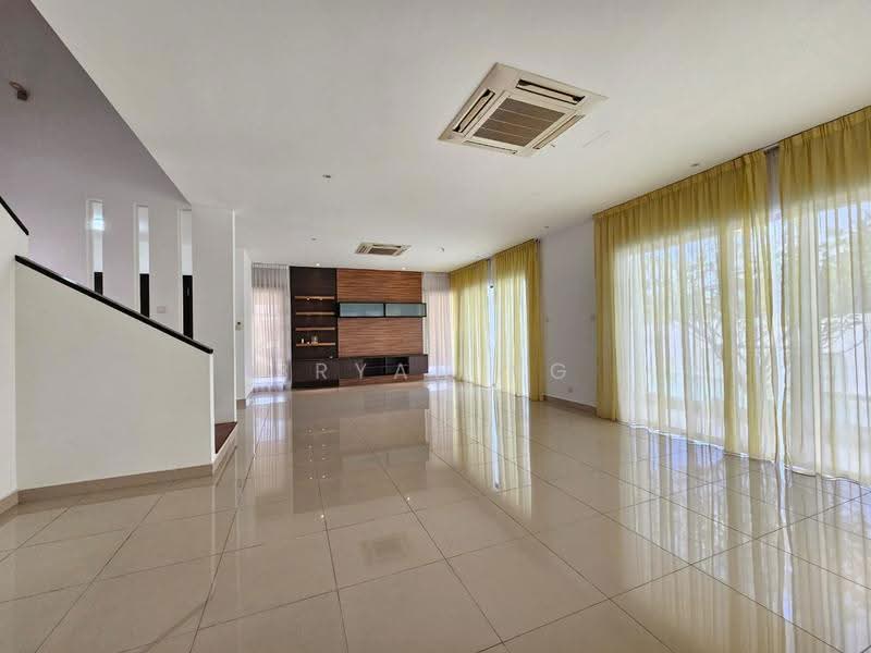 Bungalow House for Sale in Jade Hills (Kajang) - Bryan Ng - Living Room - PropertyGuru.com.my
