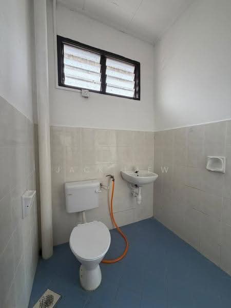 2-storey Terraced House for Sale in Taman Sri Pulai Perdana (Skudai) - Jack Liew - Bathroom - PropertyGuru.com.my