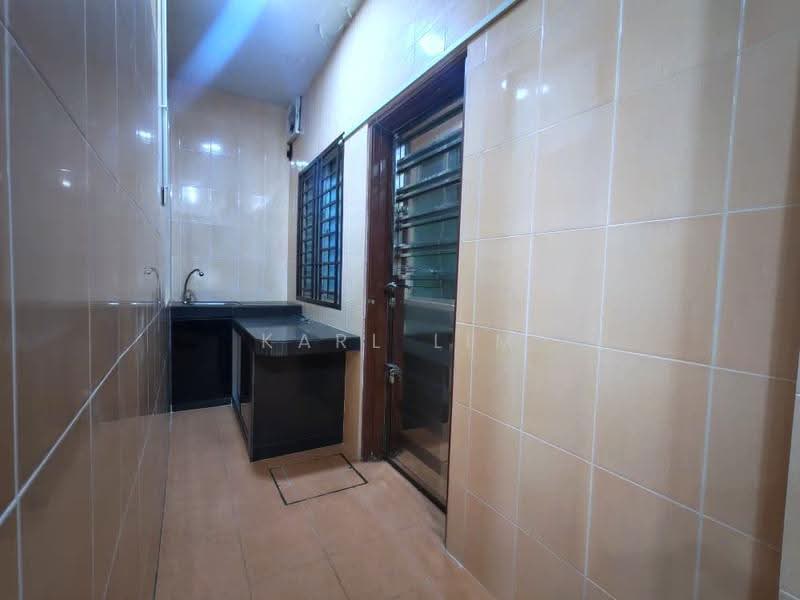 2-storey Terraced House for Sale in Taman Nusa Bestari (Iskandar Puteri (Nusajaya)) - Karl Lim - Kitchen - PropertyGuru.com.my