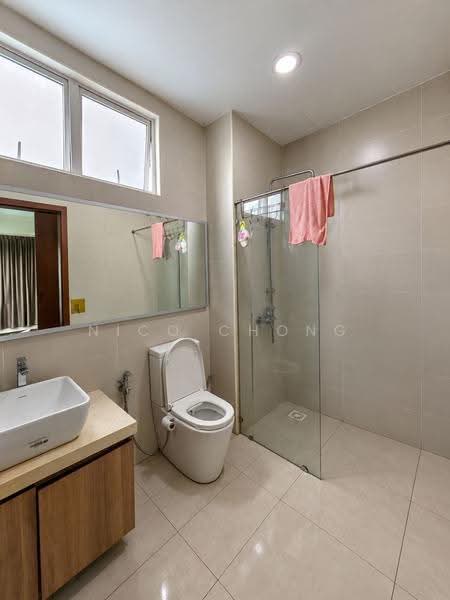 Kediaman Servis untuk Dijual di Grandview 360 - Nico Chong - Bathroom - PropertyGuru.com.my