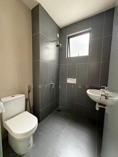 Cluster House for Sale in Shah Alam (Selangor) - Elaine Tan - Bathroom - PropertyGuru.com.my