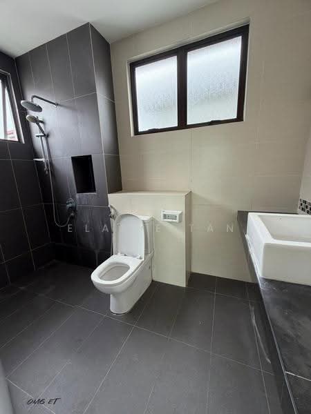 Cluster House for Sale in Shah Alam (Selangor) - Elaine Tan - Bathroom - PropertyGuru.com.my