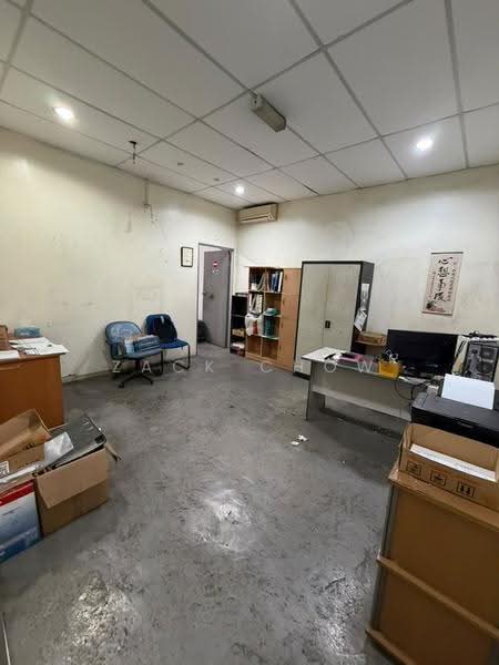Shop for Sale in Taman Masai Utama (Masai) - Zack Chow - Interior - PropertyGuru.com.my