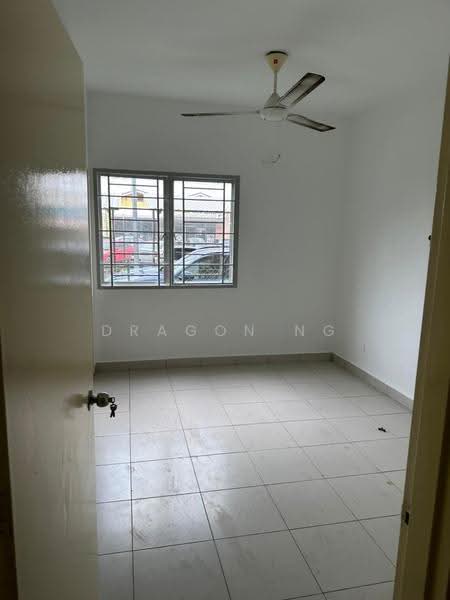 Apartment for Rent at Pangsapuri Kasuarina - DRAGON NG - Interior - PropertyGuru.com.my
