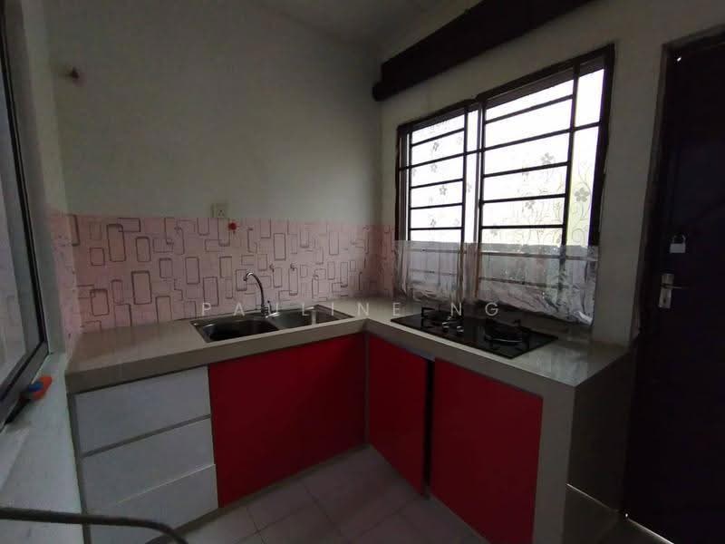 2-storey Terraced House for Rent in Seri Austin (Johor Bahru) - Pauline Ng - Kitchen - PropertyGuru.com.my