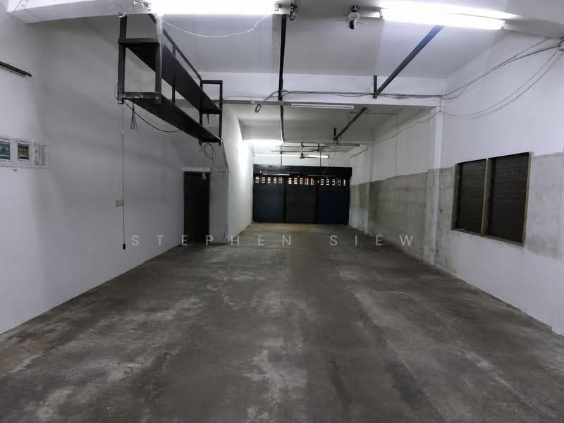 Shop / Office for Rent in Taman Jati (Ipoh) - Stephen Siew - Interior - PropertyGuru.com.my