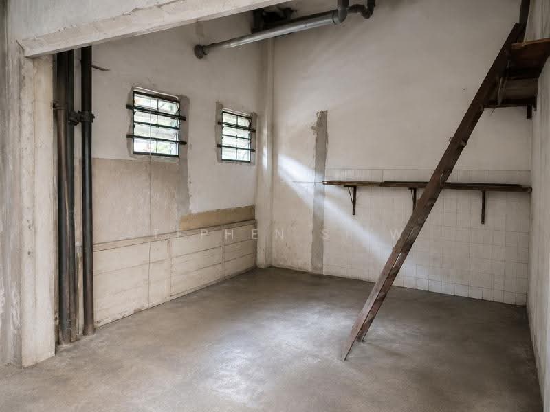 Shop / Office for Rent in Taman Jati (Ipoh) - Stephen Siew - Interior - PropertyGuru.com.my