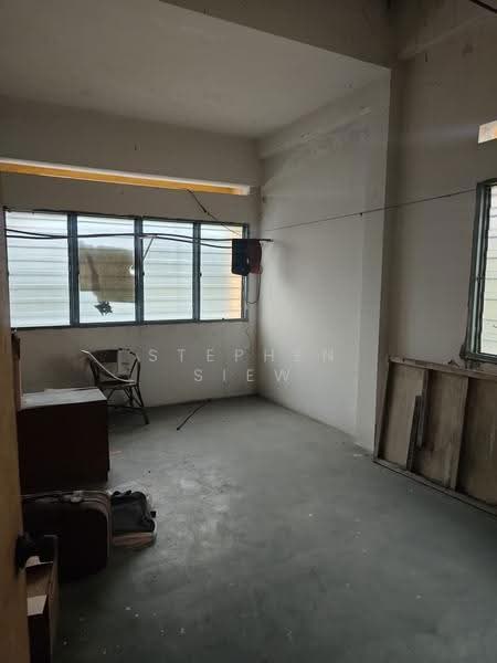 Shop / Office for Rent in Taman Jati (Ipoh) - Stephen Siew - Interior - PropertyGuru.com.my