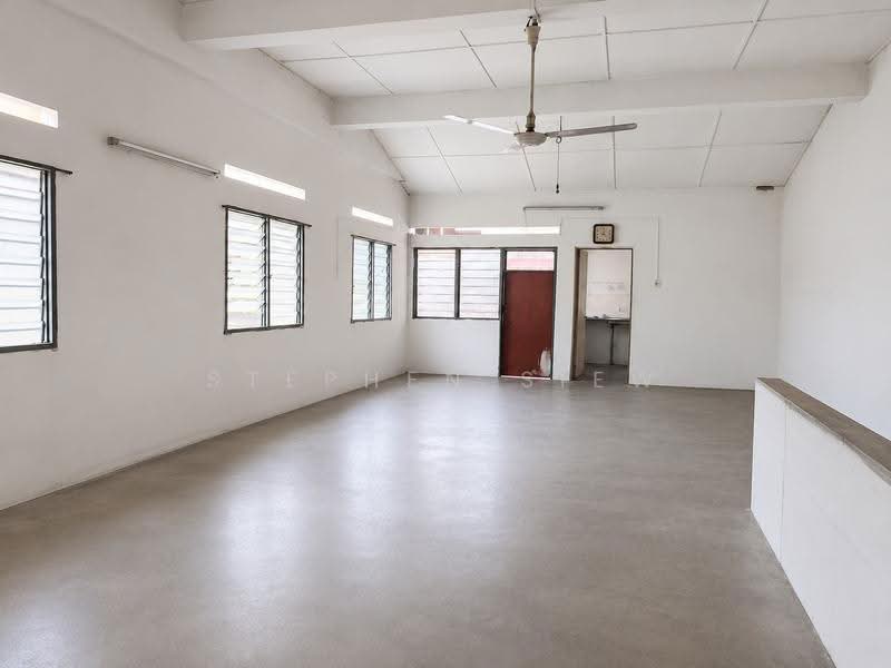 Shop / Office for Rent in Taman Jati (Ipoh) - Stephen Siew - Interior - PropertyGuru.com.my