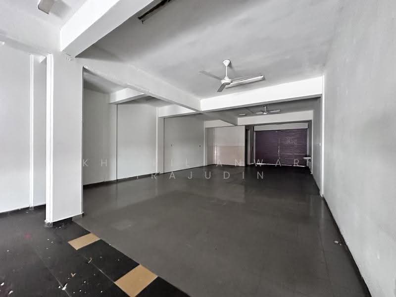 Shop for Rent in Taman Sri Andalas (Klang) - Khairil Anwar Sirajudin - Interior - PropertyGuru.com.my
