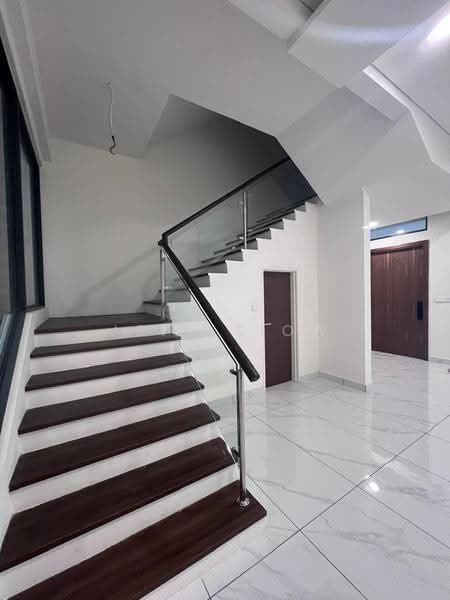Rumah Teres 3-Tingkat untuk Dijual di Happy Garden (Kuchai Lama) - Jeff Siow - Interior - PropertyGuru.com.my