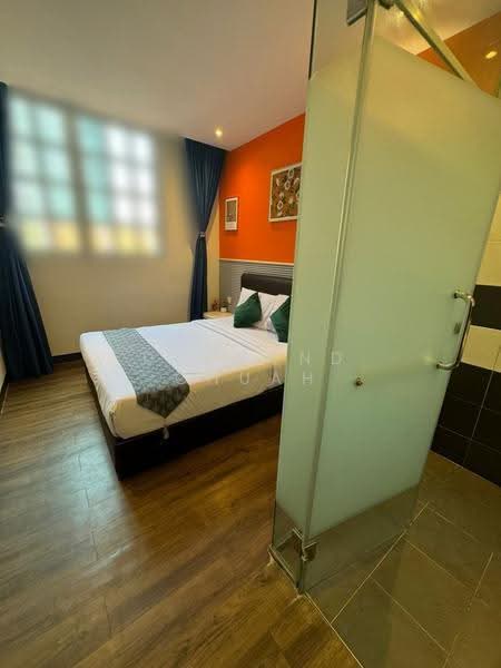 Hotel / Resort for Sale in George Town (Penang) - Desmond Chuah - Bedroom - PropertyGuru.com.my