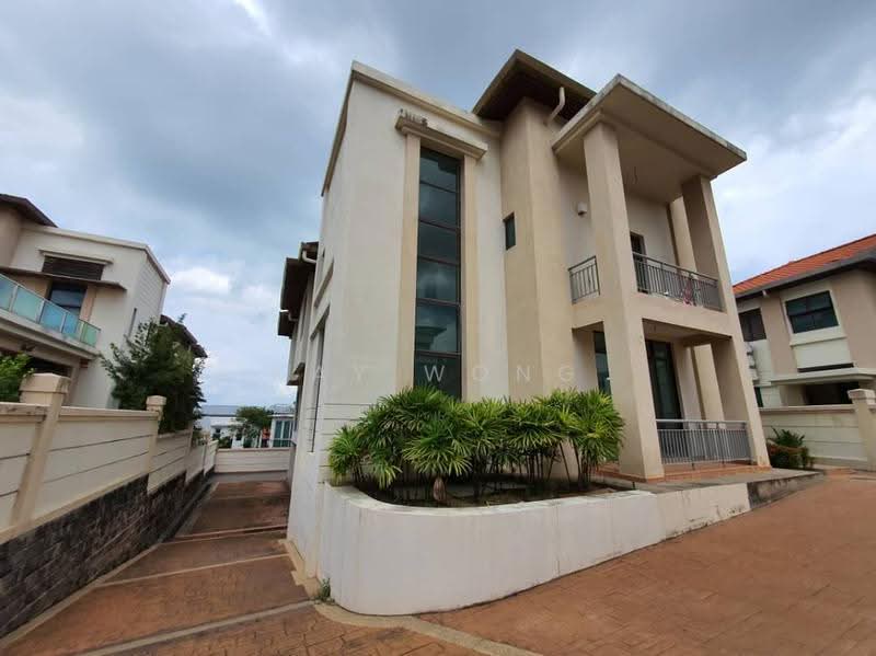 Bungalow House for Sale in Batu Uban (Gelugor) - Kay Wong - Exterior - PropertyGuru.com.my
