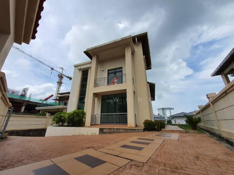 Bungalow House for Sale in Batu Uban (Gelugor) - Kay Wong - Exterior - PropertyGuru.com.my
