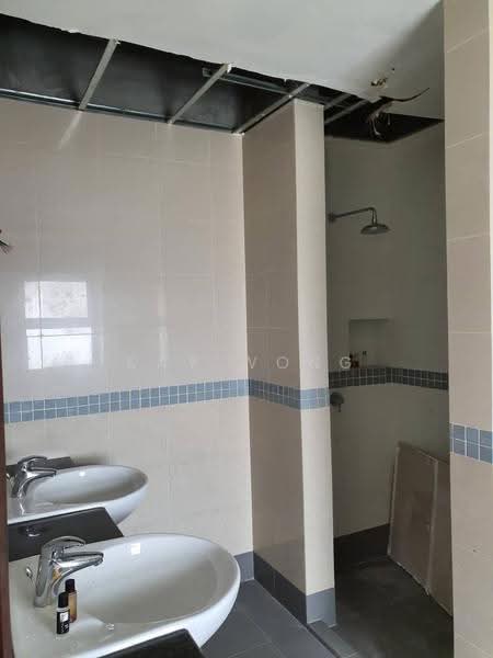 Bungalow House for Sale in Batu Uban (Gelugor) - Kay Wong - Bathroom - PropertyGuru.com.my